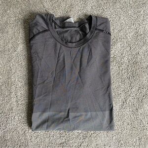 Lululemon Active Gray Shirt